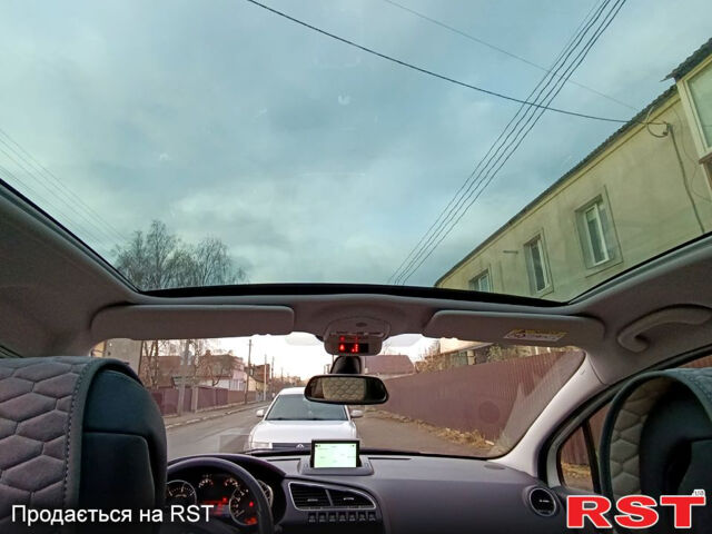 Белый Пежо 3008, объемом двигателя 1.6 л и пробегом 144 тыс. км за 14000 $, фото 11 на Automoto.ua