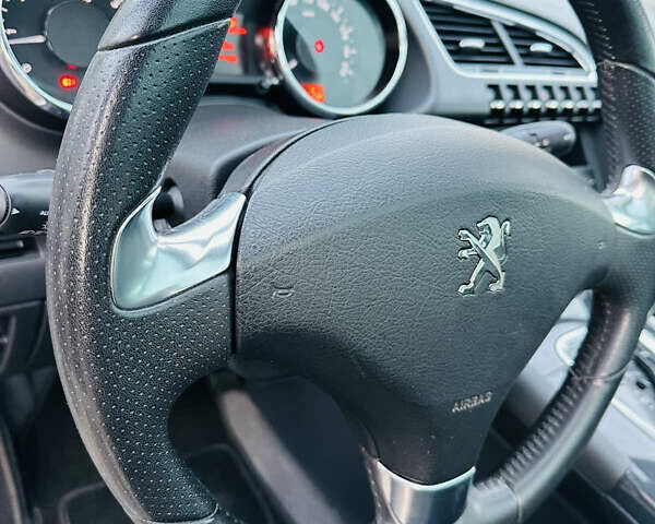 Белый Пежо 3008, объемом двигателя 1.6 л и пробегом 100 тыс. км за 11999 $, фото 11 на Automoto.ua