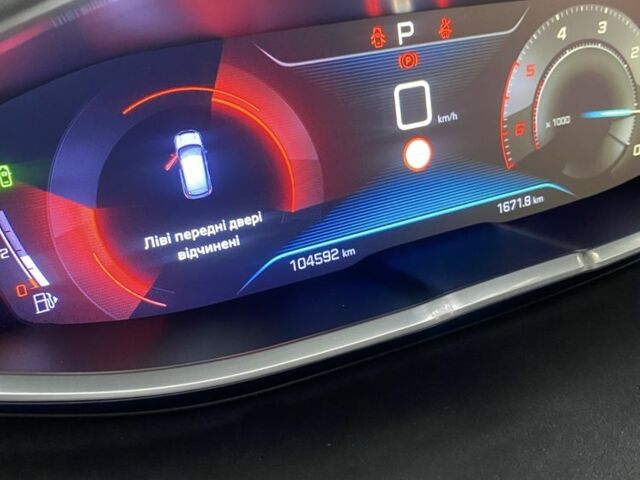 Белый Пежо 3008, объемом двигателя 2 л и пробегом 104 тыс. км за 22000 $, фото 7 на Automoto.ua