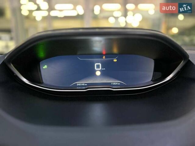 Белый Пежо 3008, объемом двигателя 2 л и пробегом 241 тыс. км за 16174 $, фото 20 на Automoto.ua