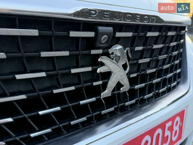 Белый Пежо 3008, объемом двигателя 1.6 л и пробегом 185 тыс. км за 18950 $, фото 49 на Automoto.ua