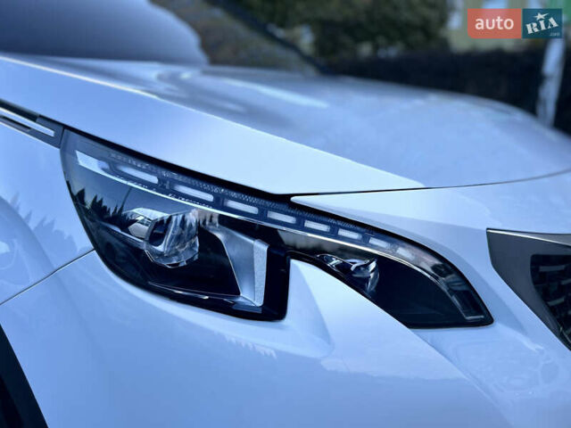 Білий Пежо 3008, об'ємом двигуна 1.56 л та пробігом 127 тис. км за 18900 $, фото 6 на Automoto.ua