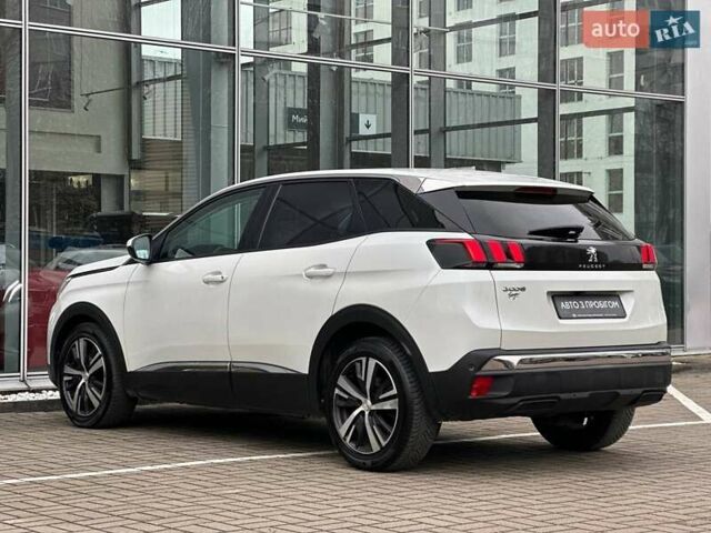 Белый Пежо 3008, объемом двигателя 2 л и пробегом 241 тыс. км за 16174 $, фото 7 на Automoto.ua