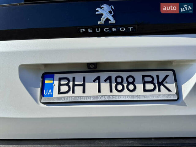 Белый Пежо 3008, объемом двигателя 1.56 л и пробегом 98 тыс. км за 19800 $, фото 42 на Automoto.ua