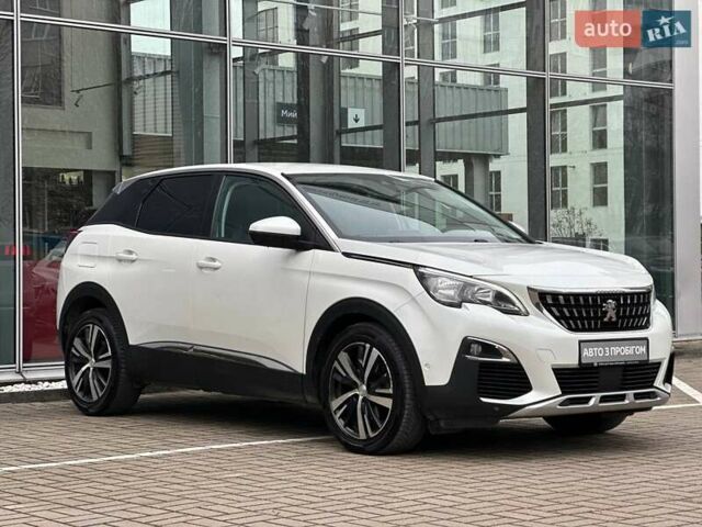Белый Пежо 3008, объемом двигателя 2 л и пробегом 241 тыс. км за 16174 $, фото 2 на Automoto.ua