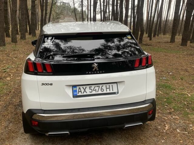 Белый Пежо 3008, объемом двигателя 2 л и пробегом 104 тыс. км за 22000 $, фото 3 на Automoto.ua