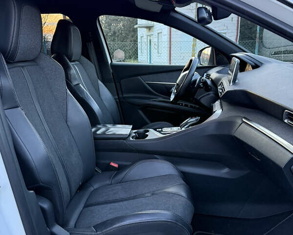 Белый Пежо 3008, объемом двигателя 1.6 л и пробегом 185 тыс. км за 18950 $, фото 65 на Automoto.ua