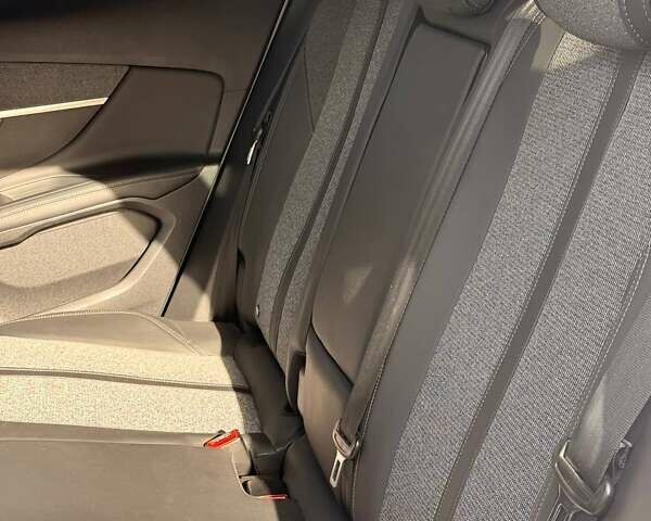 Белый Пежо 3008, объемом двигателя 2 л и пробегом 59 тыс. км за 24700 $, фото 10 на Automoto.ua