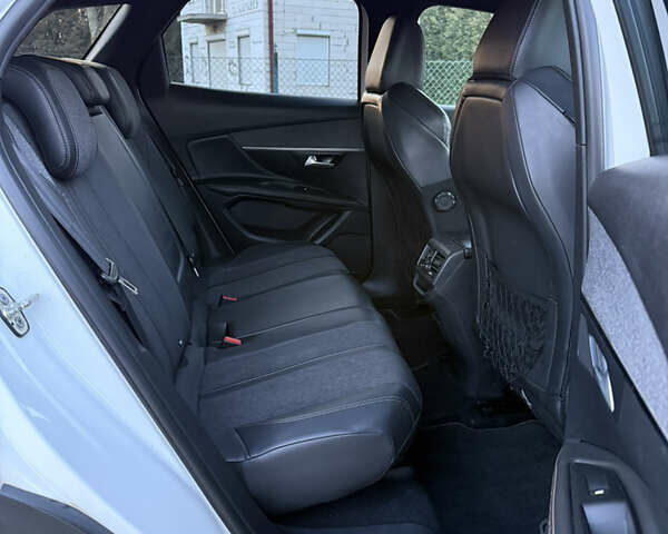 Белый Пежо 3008, объемом двигателя 1.6 л и пробегом 185 тыс. км за 18950 $, фото 68 на Automoto.ua