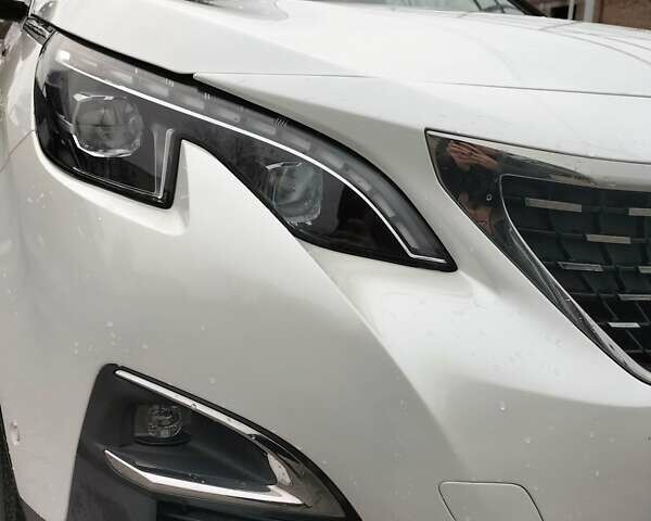 Белый Пежо 3008, объемом двигателя 1.56 л и пробегом 115 тыс. км за 18900 $, фото 2 на Automoto.ua