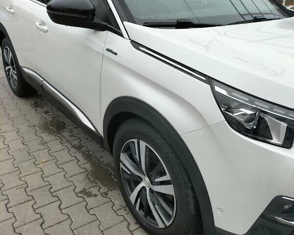 Белый Пежо 3008, объемом двигателя 1.56 л и пробегом 115 тыс. км за 18900 $, фото 3 на Automoto.ua