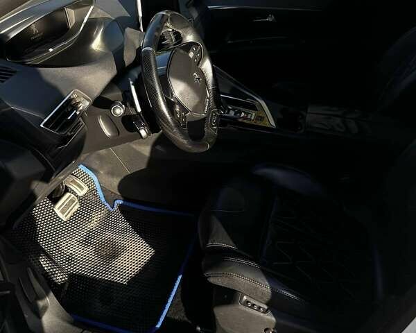 Білий Пежо 3008, об'ємом двигуна 2 л та пробігом 211 тис. км за 21300 $, фото 12 на Automoto.ua