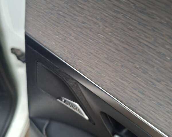 Білий Пежо 3008, об'ємом двигуна 2 л та пробігом 211 тис. км за 21300 $, фото 20 на Automoto.ua