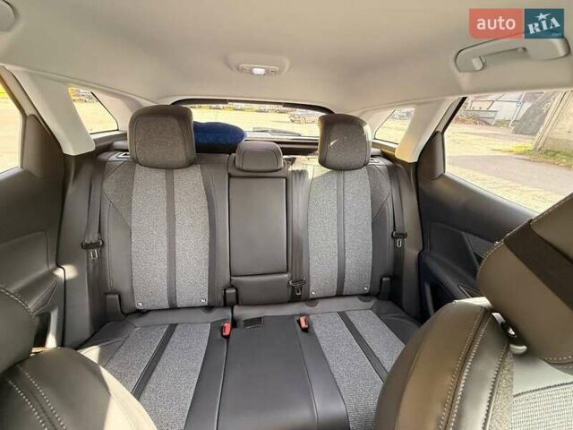 Белый Пежо 3008, объемом двигателя 2 л и пробегом 59 тыс. км за 24700 $, фото 9 на Automoto.ua