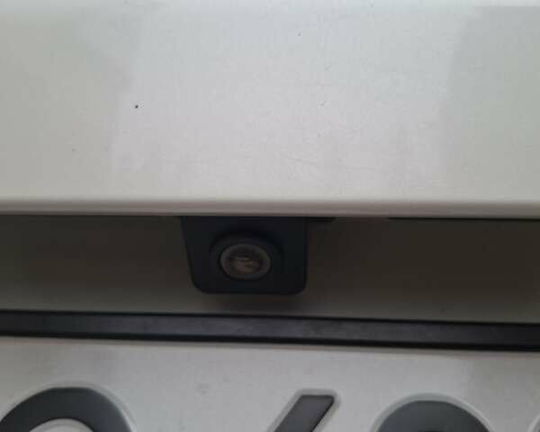 Білий Пежо 3008, об'ємом двигуна 2 л та пробігом 211 тис. км за 21300 $, фото 7 на Automoto.ua