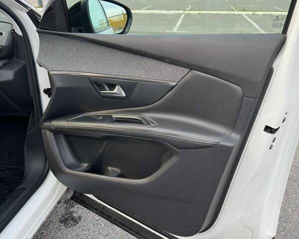 Білий Пежо 3008, об'ємом двигуна 2 л та пробігом 211 тис. км за 17300 $, фото 23 на Automoto.ua