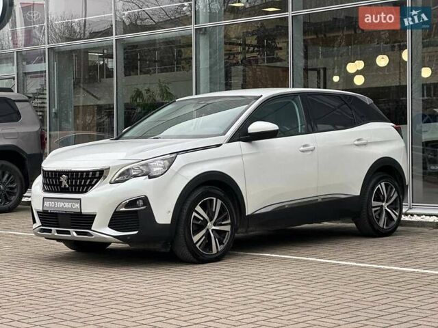 Белый Пежо 3008, объемом двигателя 2 л и пробегом 241 тыс. км за 16174 $, фото 3 на Automoto.ua
