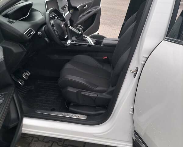 Белый Пежо 3008, объемом двигателя 1.56 л и пробегом 115 тыс. км за 18900 $, фото 10 на Automoto.ua