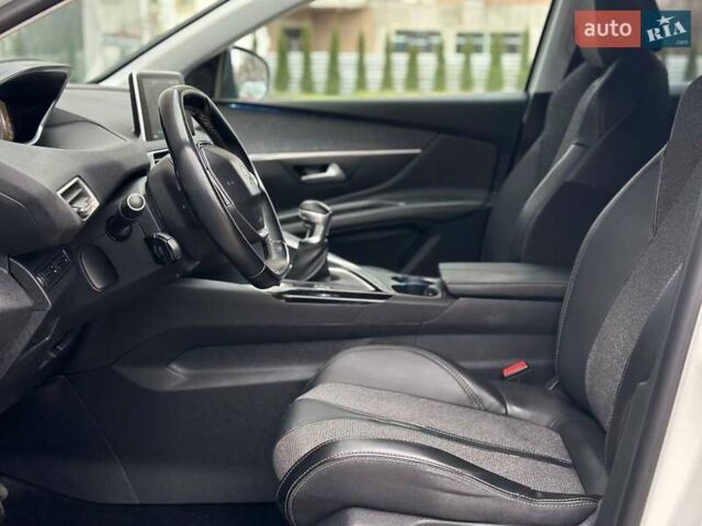 Белый Пежо 3008, объемом двигателя 2 л и пробегом 241 тыс. км за 16174 $, фото 11 на Automoto.ua