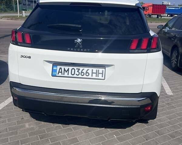 Белый Пежо 3008, объемом двигателя 1.5 л и пробегом 215 тыс. км за 18500 $, фото 1 на Automoto.ua