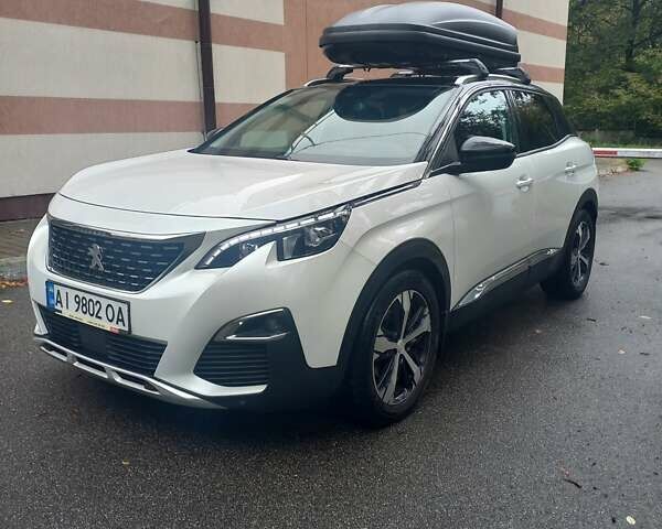 Белый Пежо 3008, объемом двигателя 2 л и пробегом 142 тыс. км за 25500 $, фото 1 на Automoto.ua