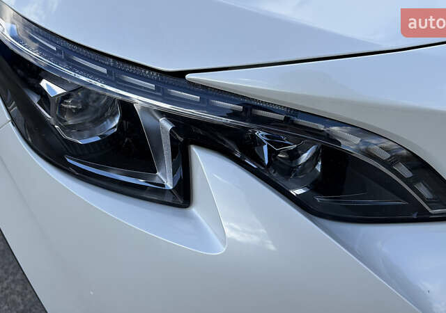 Білий Пежо 3008, об'ємом двигуна 2 л та пробігом 81 тис. км за 22900 $, фото 9 на Automoto.ua