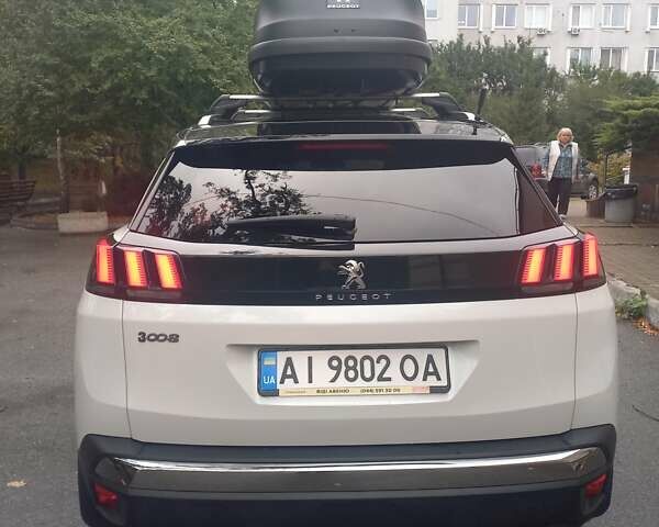 Белый Пежо 3008, объемом двигателя 2 л и пробегом 142 тыс. км за 25500 $, фото 5 на Automoto.ua
