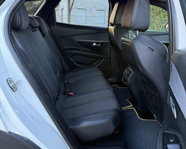 Белый Пежо 3008, объемом двигателя 1.6 л и пробегом 158 тыс. км за 19700 $, фото 74 на Automoto.ua