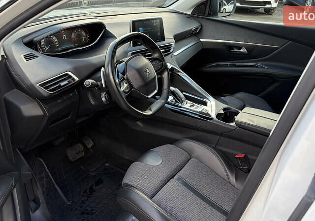 Білий Пежо 3008, об'ємом двигуна 2 л та пробігом 81 тис. км за 22900 $, фото 11 на Automoto.ua