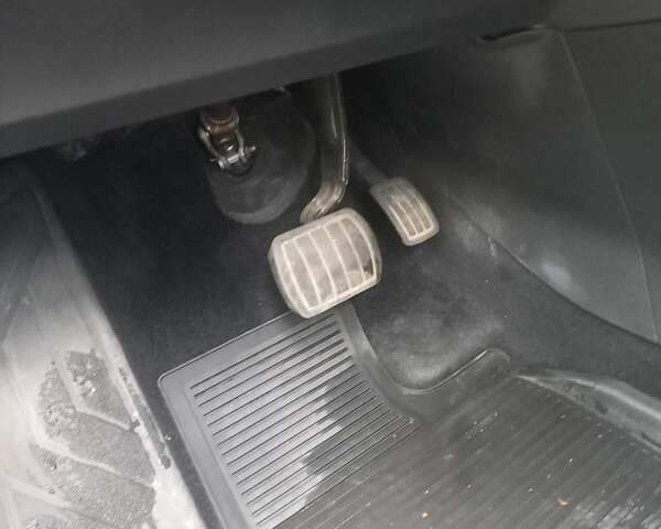 Белый Пежо 3008, объемом двигателя 2 л и пробегом 142 тыс. км за 25500 $, фото 15 на Automoto.ua