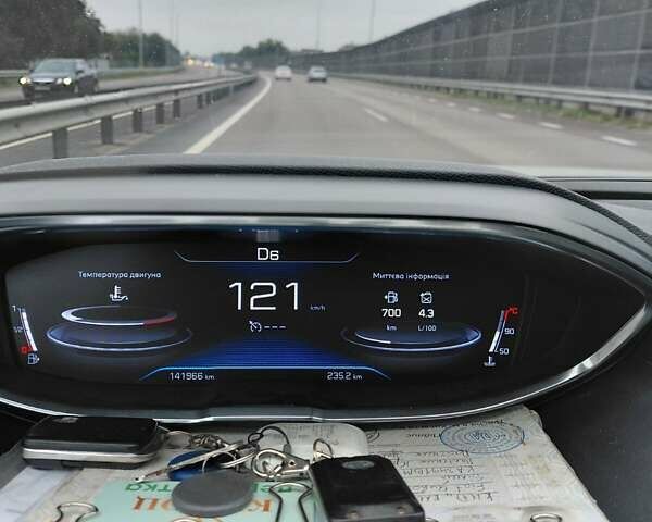 Белый Пежо 3008, объемом двигателя 2 л и пробегом 142 тыс. км за 25500 $, фото 20 на Automoto.ua