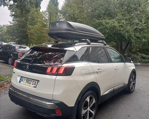 Белый Пежо 3008, объемом двигателя 2 л и пробегом 142 тыс. км за 25500 $, фото 4 на Automoto.ua