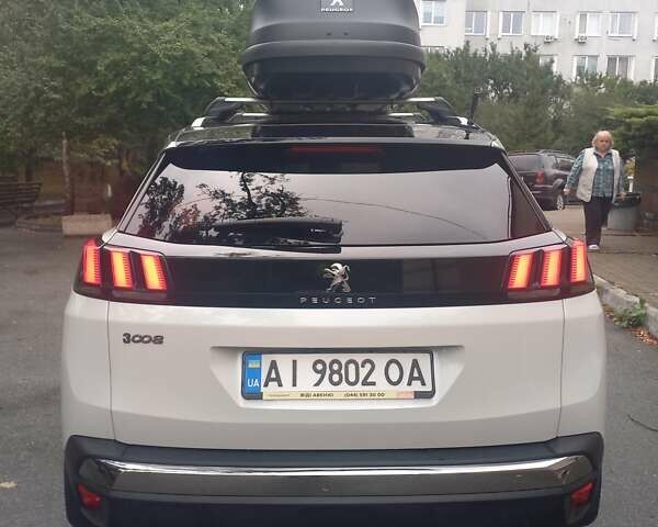 Белый Пежо 3008, объемом двигателя 2 л и пробегом 142 тыс. км за 25500 $, фото 6 на Automoto.ua