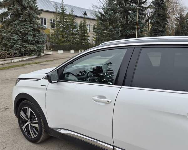 Белый Пежо 3008, объемом двигателя 2 л и пробегом 204 тыс. км за 23600 $, фото 5 на Automoto.ua