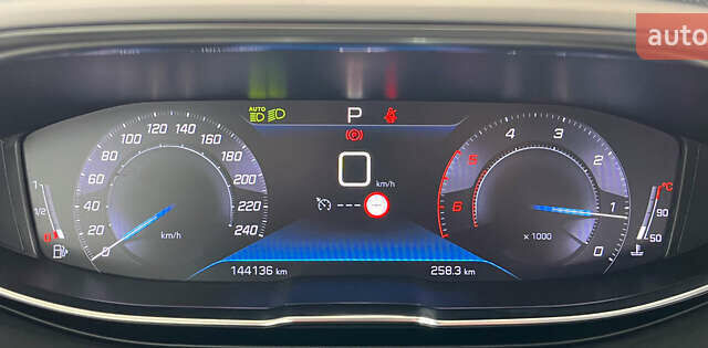 Белый Пежо 3008, объемом двигателя 1.5 л и пробегом 144 тыс. км за 20950 $, фото 11 на Automoto.ua