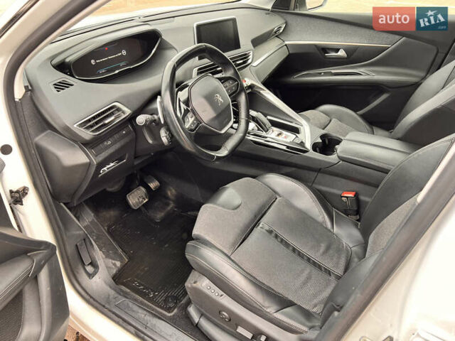 Белый Пежо 3008, объемом двигателя 2 л и пробегом 91 тыс. км за 25000 $, фото 16 на Automoto.ua