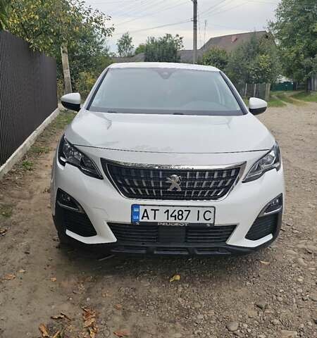 Белый Пежо 3008, объемом двигателя 1.5 л и пробегом 175 тыс. км за 22000 $, фото 13 на Automoto.ua