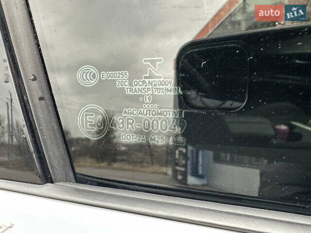 Білий Пежо 3008, об'ємом двигуна 2 л та пробігом 139 тис. км за 23550 $, фото 44 на Automoto.ua