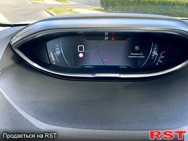 Белый Пежо 3008, объемом двигателя 1.5 л и пробегом 135 тыс. км за 20000 $, фото 5 на Automoto.ua