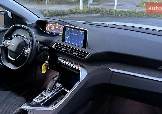 Белый Пежо 3008, объемом двигателя 1.5 л и пробегом 151 тыс. км за 19850 $, фото 13 на Automoto.ua
