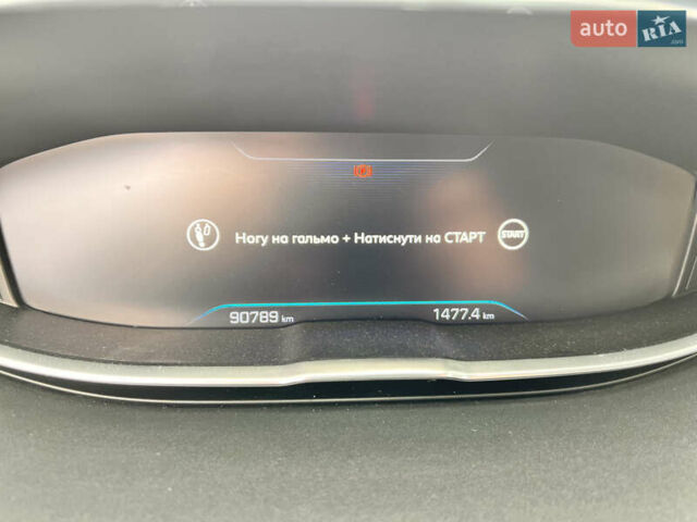 Белый Пежо 3008, объемом двигателя 2 л и пробегом 91 тыс. км за 25000 $, фото 20 на Automoto.ua