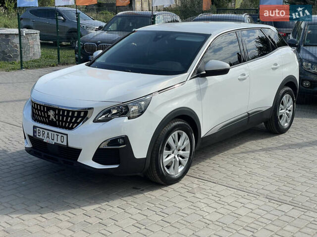 Белый Пежо 3008, объемом двигателя 1.5 л и пробегом 135 тыс. км за 20999 $, фото 1 на Automoto.ua