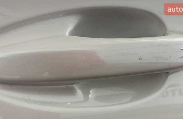 Белый Пежо 3008, объемом двигателя 1.5 л и пробегом 144 тыс. км за 20950 $, фото 37 на Automoto.ua