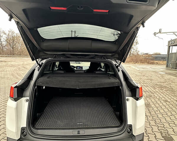 Білий Пежо 3008, об'ємом двигуна 2 л та пробігом 139 тис. км за 23550 $, фото 25 на Automoto.ua