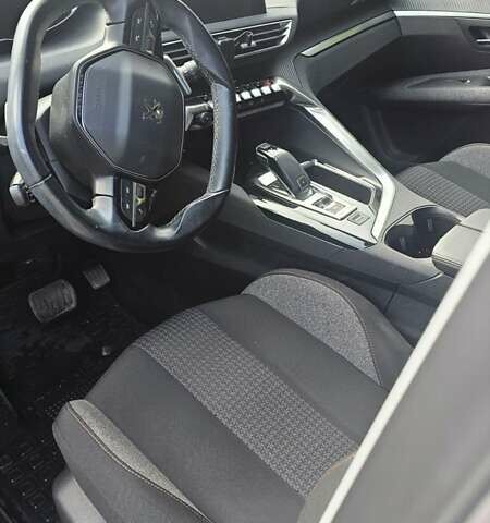 Белый Пежо 3008, объемом двигателя 1.5 л и пробегом 175 тыс. км за 22000 $, фото 7 на Automoto.ua