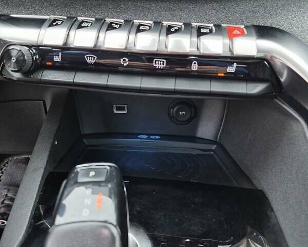 Белый Пежо 3008, объемом двигателя 2 л и пробегом 204 тыс. км за 23600 $, фото 26 на Automoto.ua