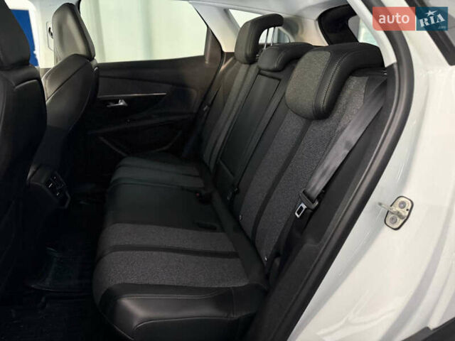 Білий Пежо 3008, об'ємом двигуна 1.5 л та пробігом 136 тис. км за 19900 $, фото 8 на Automoto.ua
