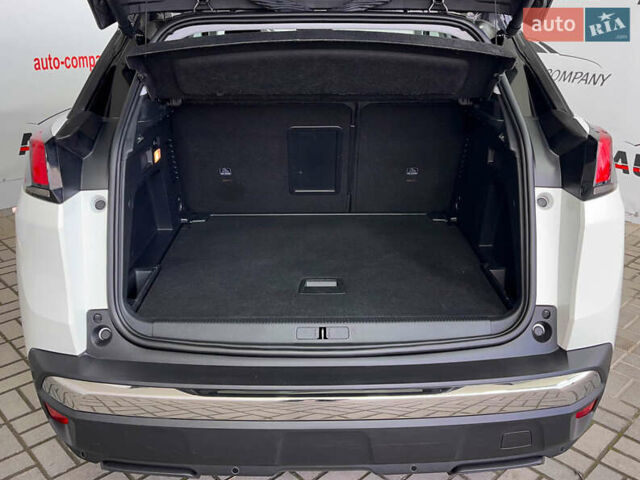 Белый Пежо 3008, объемом двигателя 1.5 л и пробегом 144 тыс. км за 20950 $, фото 4 на Automoto.ua