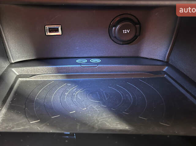 Белый Пежо 3008, объемом двигателя 1.5 л и пробегом 144 тыс. км за 20950 $, фото 24 на Automoto.ua