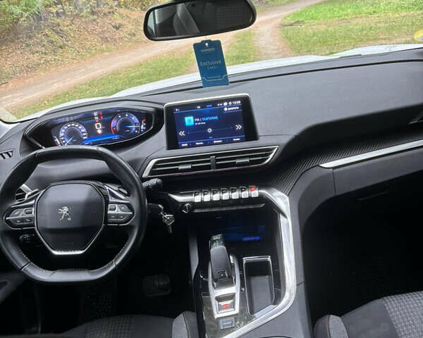 Белый Пежо 3008, объемом двигателя 1.5 л и пробегом 139 тыс. км за 19300 $, фото 13 на Automoto.ua